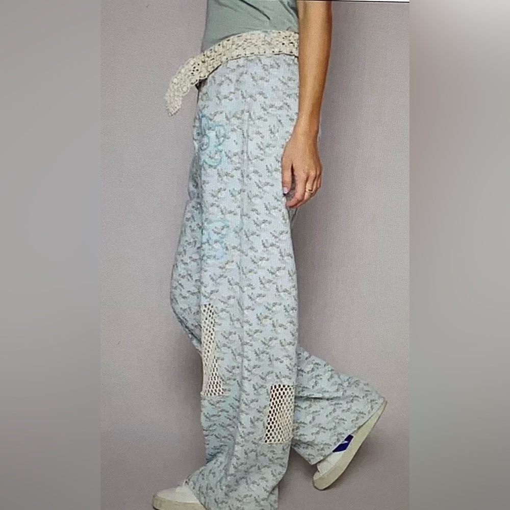 POL Light Blue Floral Patterned Pants with Mesh Accents - Picture 2 of 4